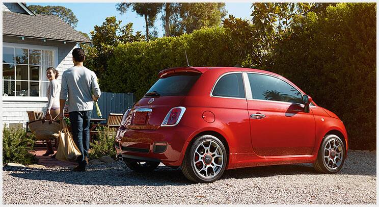 http://www.fiatusa.com/assets/images/2015/vehicles/500/overview/gallery/Exterior/large/500-overview-exterior-06.jpg